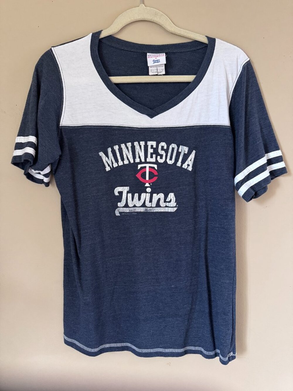 MINNESOTA TWINS WOMEN'S SHORT SLEEVE TOP